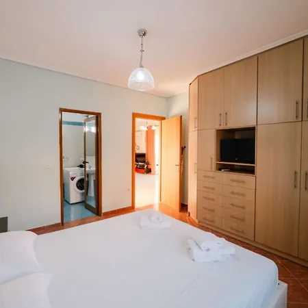 Albania Dream Holidays Sarande